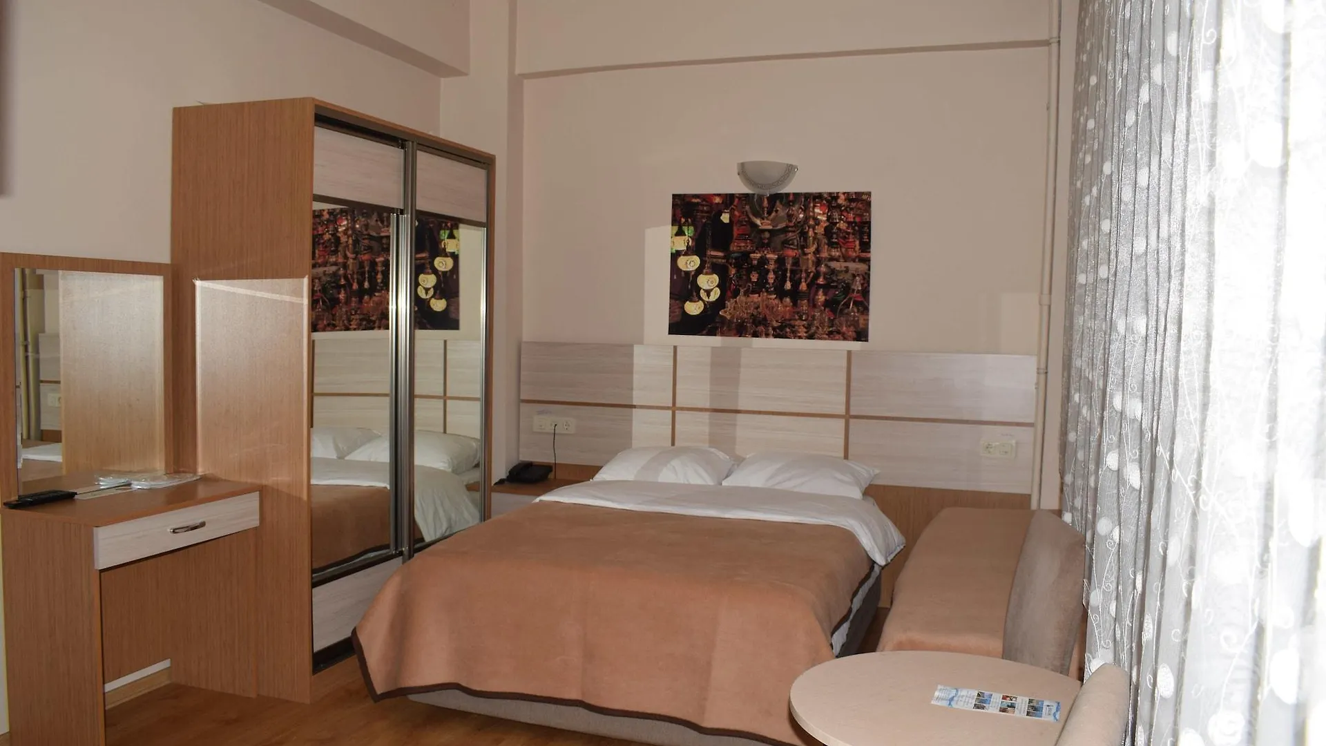 Royal Suites Besiktas Istanbulská provincie 3*,  Turecko